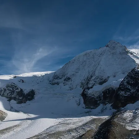 Le Chamois Chalet